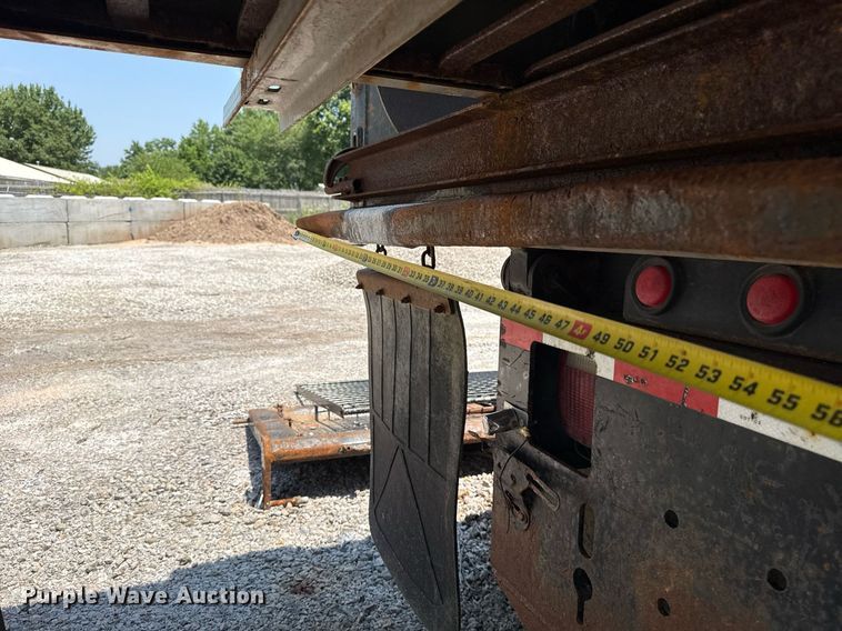 image for item EG8096 2011 Ford F750 Super Duty dump truck