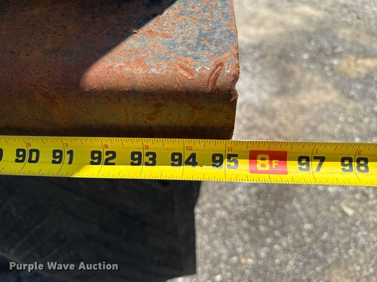 image for item EG8096 2011 Ford F750 Super Duty dump truck