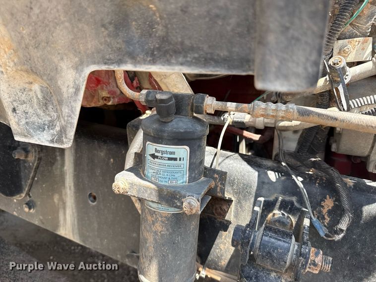 image for item EG8096 2011 Ford F750 Super Duty dump truck