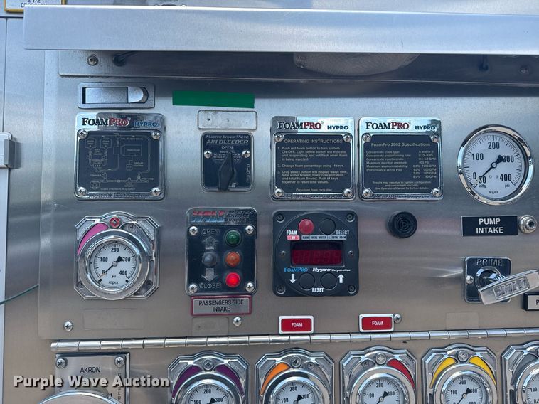 image for item EG8124 2007 Spartan Gladiator pumper fire truck