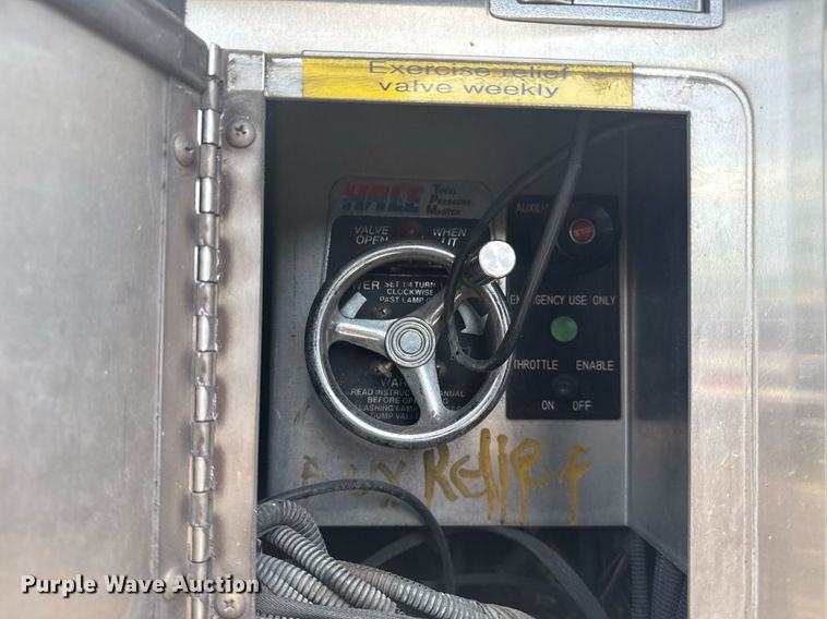 image for item EG8124 2007 Spartan Gladiator pumper fire truck