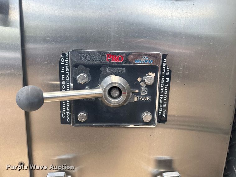 image for item EG8124 2007 Spartan Gladiator pumper fire truck