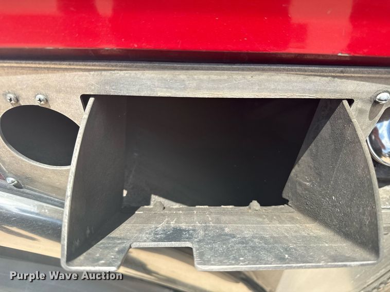 image for item EG8124 2007 Spartan Gladiator pumper fire truck