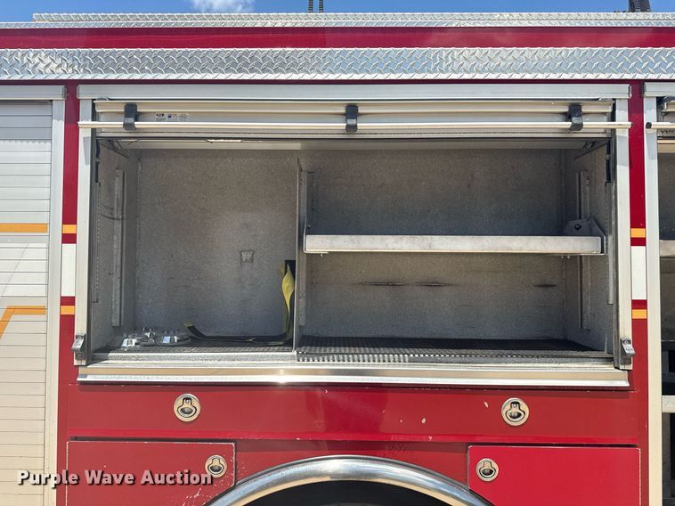 image for item EG8124 2007 Spartan Gladiator pumper fire truck