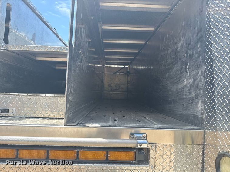 image for item EG8124 2007 Spartan Gladiator pumper fire truck