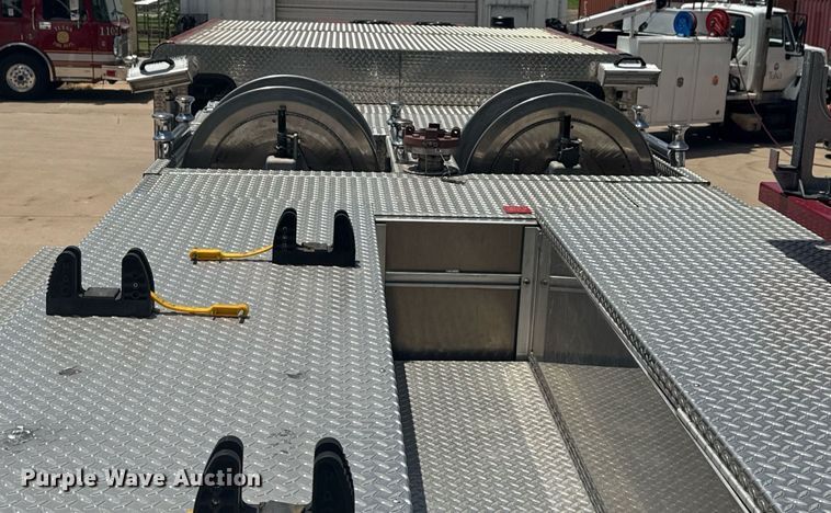 image for item EG8124 2007 Spartan Gladiator pumper fire truck