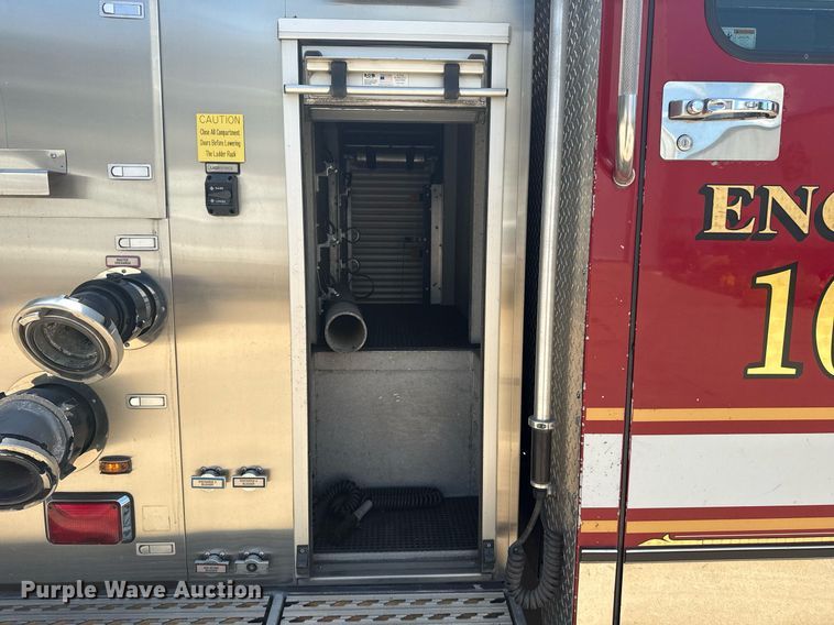 image for item EG8124 2007 Spartan Gladiator pumper fire truck