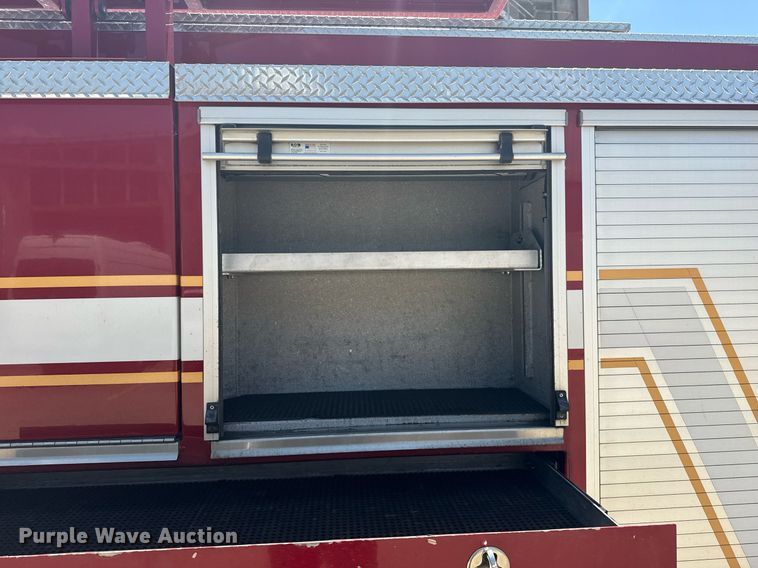 image for item EG8124 2007 Spartan Gladiator pumper fire truck