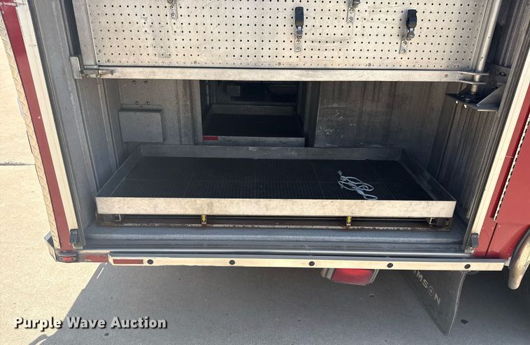 image for item EG8124 2007 Spartan Gladiator pumper fire truck