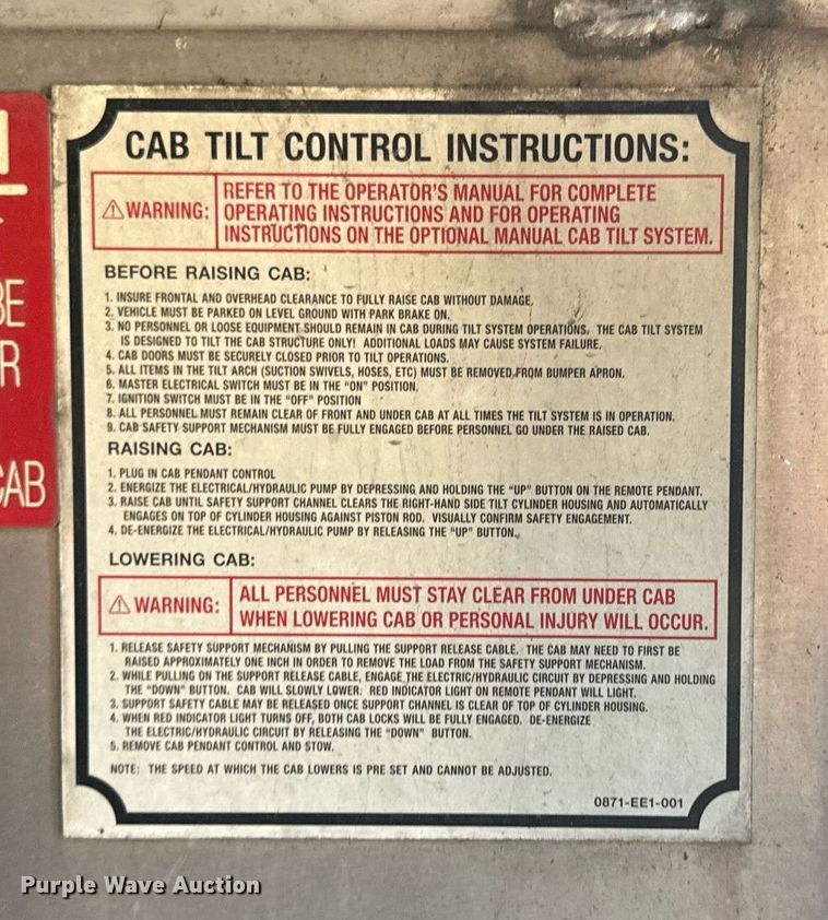 image for item EG8124 2007 Spartan Gladiator pumper fire truck