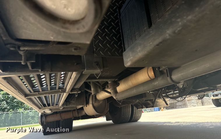 image for item EG8124 2007 Spartan Gladiator pumper fire truck