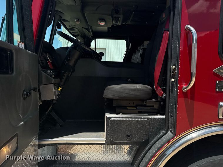 image for item EG8124 2007 Spartan Gladiator pumper fire truck