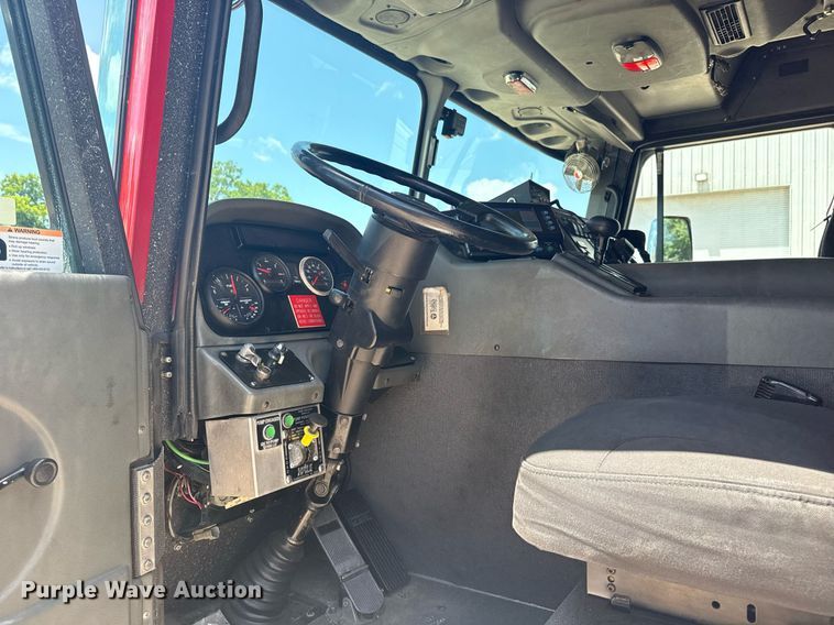 image for item EG8124 2007 Spartan Gladiator pumper fire truck