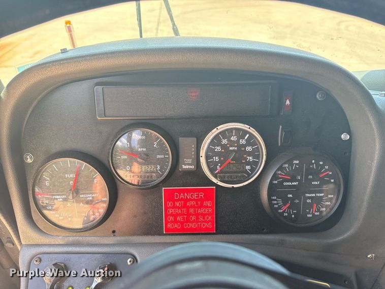 image for item EG8124 2007 Spartan Gladiator pumper fire truck