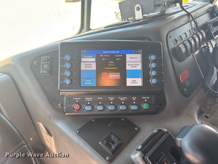 image for item EG8124 2007 Spartan Gladiator pumper fire truck