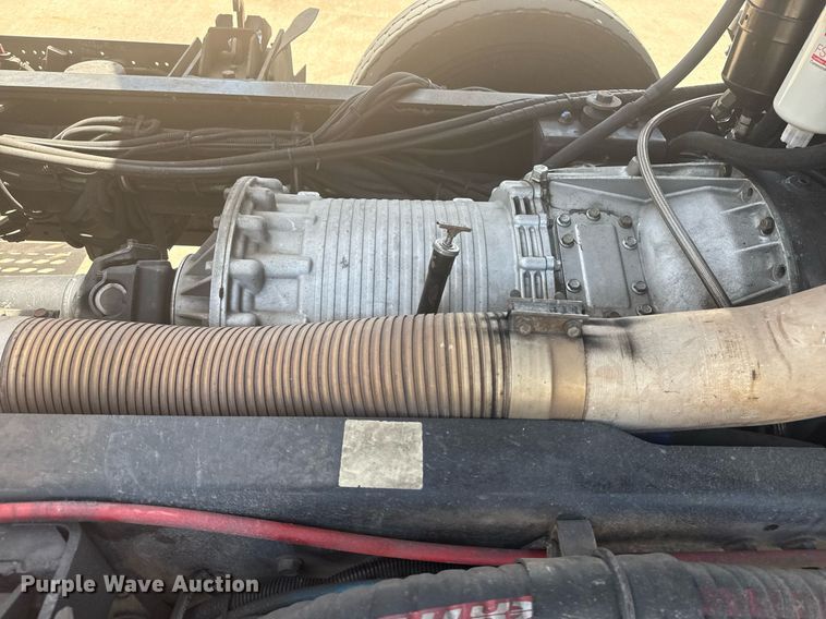 image for item EG8124 2007 Spartan Gladiator pumper fire truck