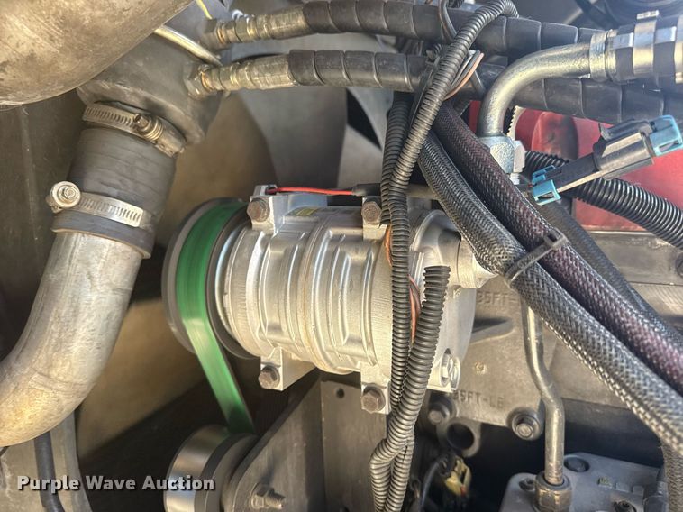 image for item EG8124 2007 Spartan Gladiator pumper fire truck