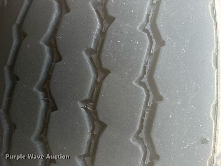 image for item EG8124 2007 Spartan Gladiator pumper fire truck