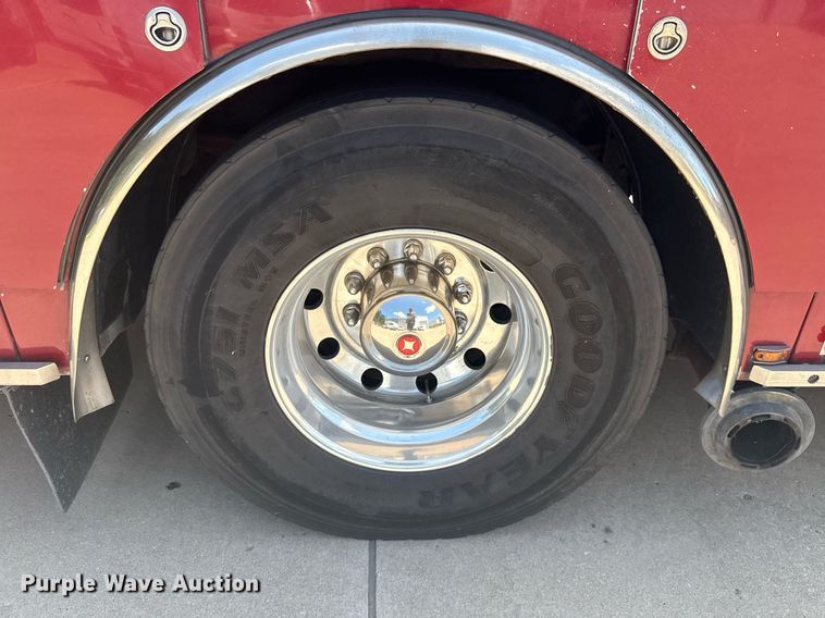 image for item EG8124 2007 Spartan Gladiator pumper fire truck