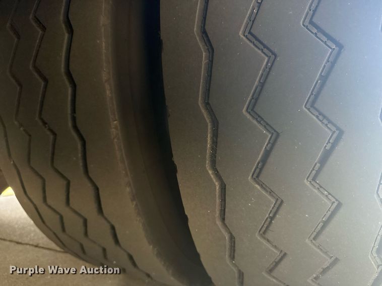 image for item EG8124 2007 Spartan Gladiator pumper fire truck