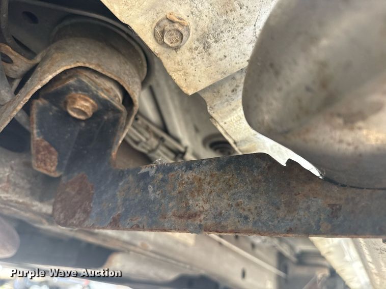 image for item EG8126 2010 Chevrolet Silverado Hybrid Crew Cab pickup truck