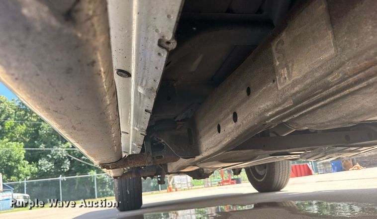 image for item EG8126 2010 Chevrolet Silverado Hybrid Crew Cab pickup truck