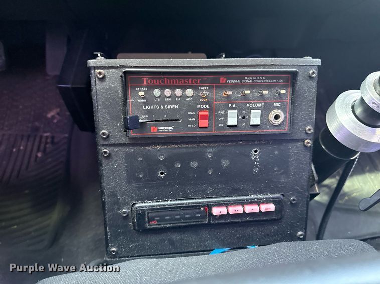 image for item EG8126 2010 Chevrolet Silverado Hybrid Crew Cab pickup truck