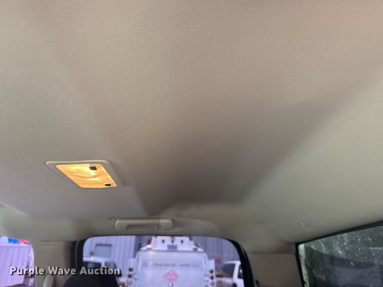 image for item EG8126 2010 Chevrolet Silverado Hybrid Crew Cab pickup truck