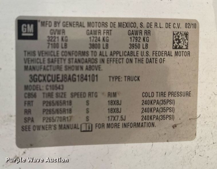 image for item EG8126 2010 Chevrolet Silverado Hybrid Crew Cab pickup truck