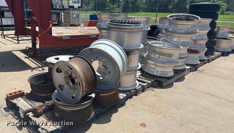 image for item EG8128 Approximately 39 wheels