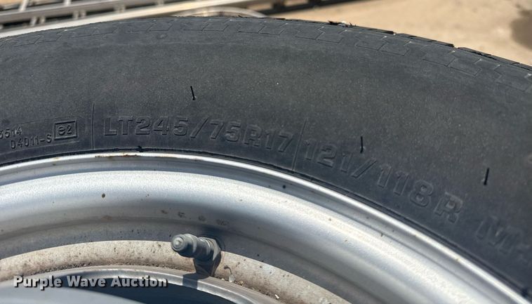 image for item EG8128 Approximately 39 wheels