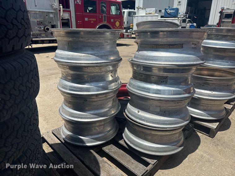 image for item EG8128 Approximately 39 wheels