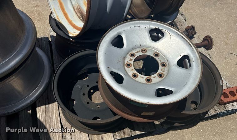 image for item EG8128 Approximately 39 wheels