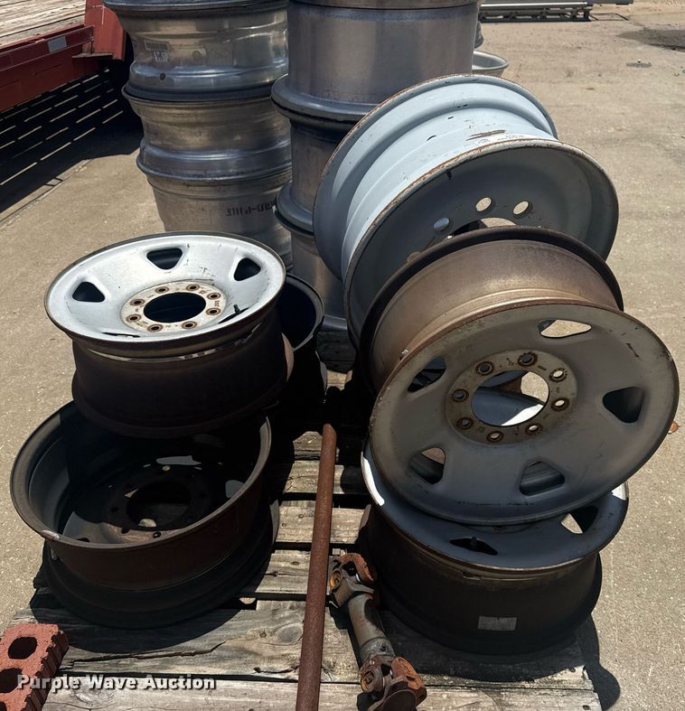 image for item EG8128 Approximately 39 wheels