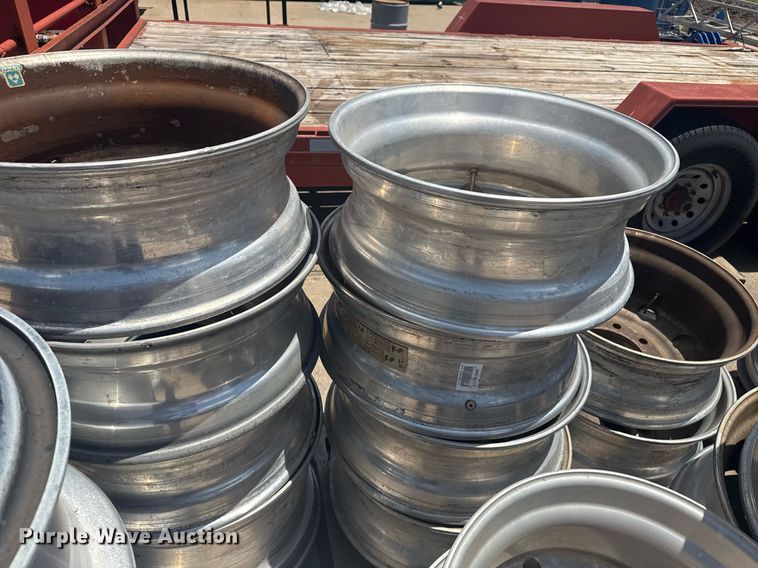 image for item EG8128 Approximately 39 wheels