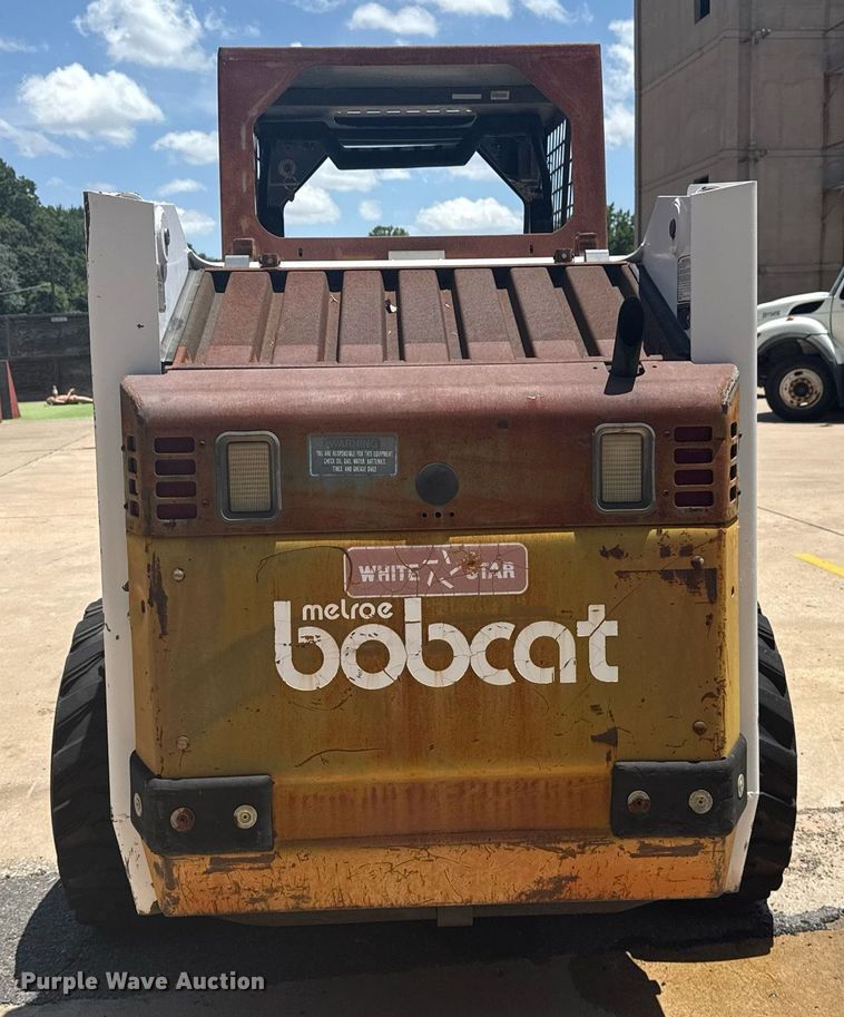 image for item EG8129 1994 Bobcat 853 MACH skid steer loader