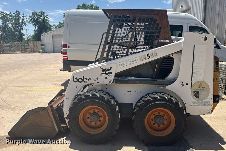 image for item EG8129 1994 Bobcat 853 MACH skid steer loader