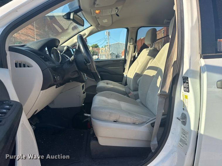 image for item EG8133 2019 Dodge Grand Caravan handicap accessible van