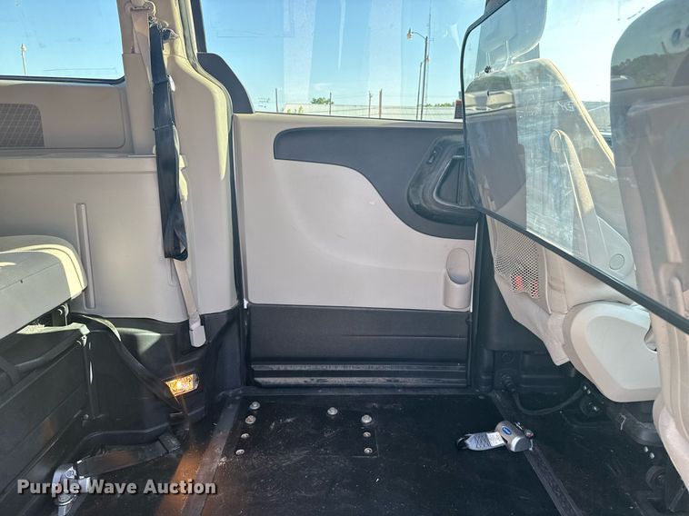 image for item EG8133 2019 Dodge Grand Caravan handicap accessible van