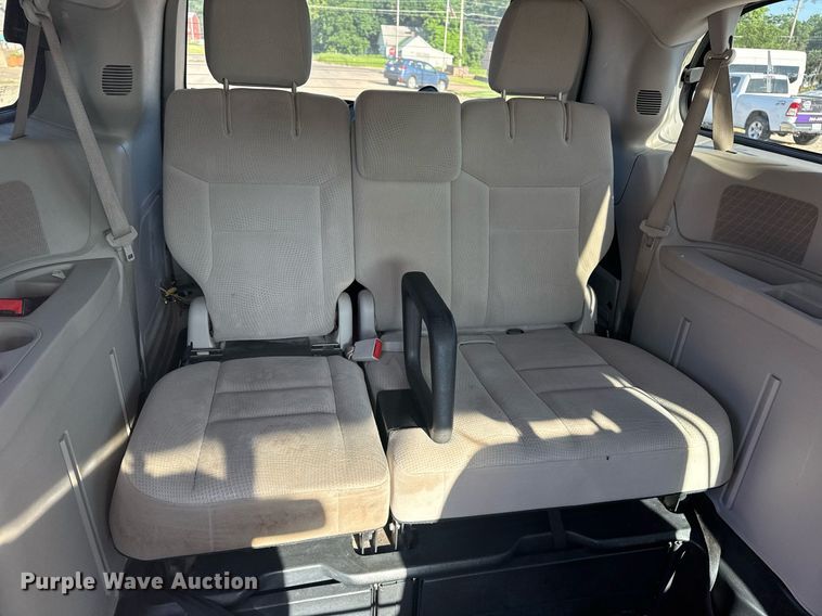 image for item EG8133 2019 Dodge Grand Caravan handicap accessible van