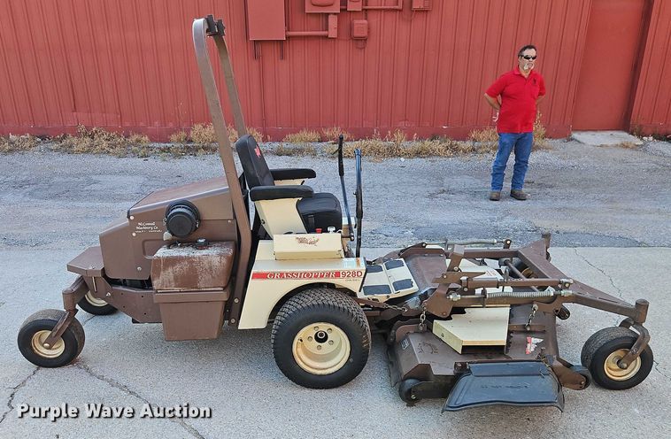 image for item EJ0166 Grasshopper 928D ZTR lawn mower