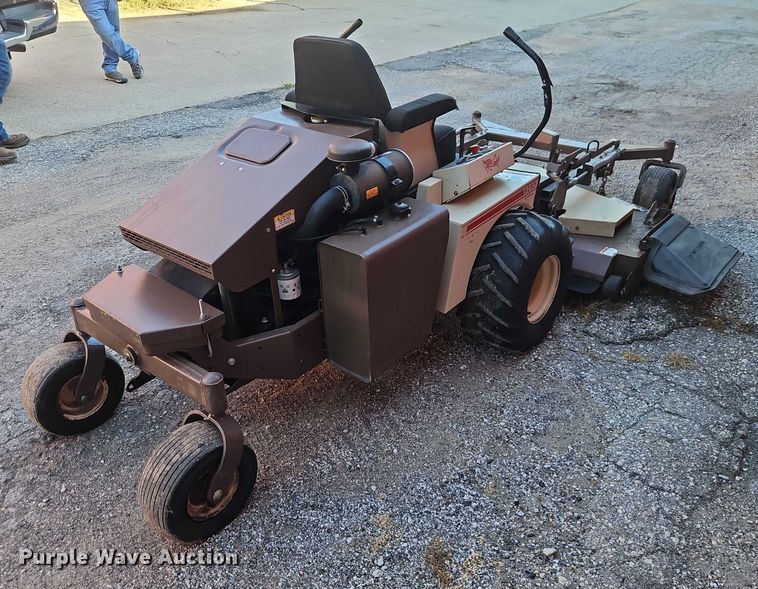 image for item EJ0167 Grasshopper 928D ZTR lawn mower