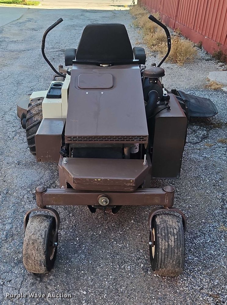 image for item EJ0167 Grasshopper 928D ZTR lawn mower