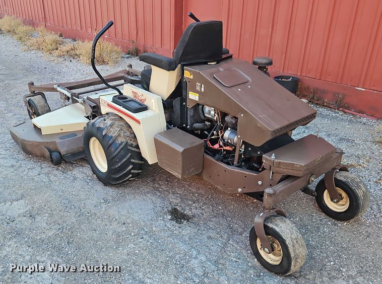 image for item EJ0167 Grasshopper 928D ZTR lawn mower