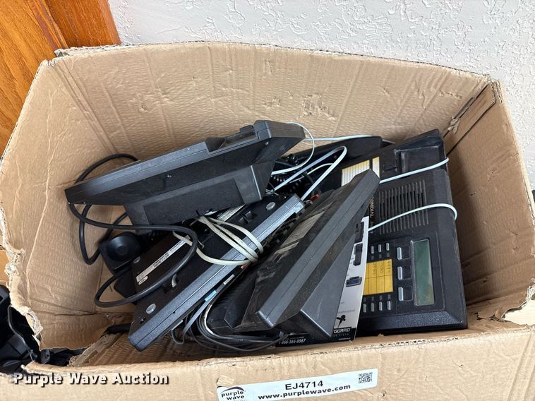 image for item EJ4714 Police equipment