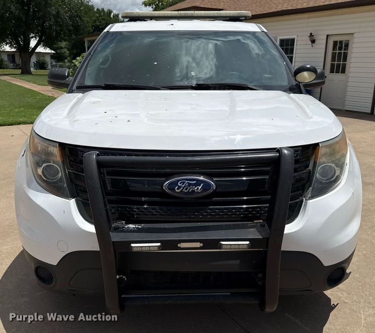 image for item EJ4716 2015 Ford Explorer Police SUV