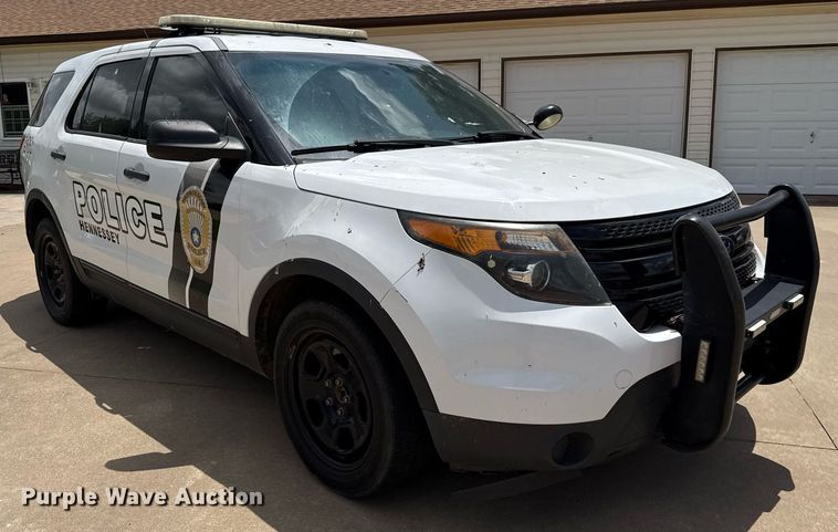 image for item EJ4716 2015 Ford Explorer Police SUV