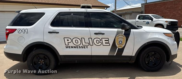 image for item EJ4716 2015 Ford Explorer Police SUV