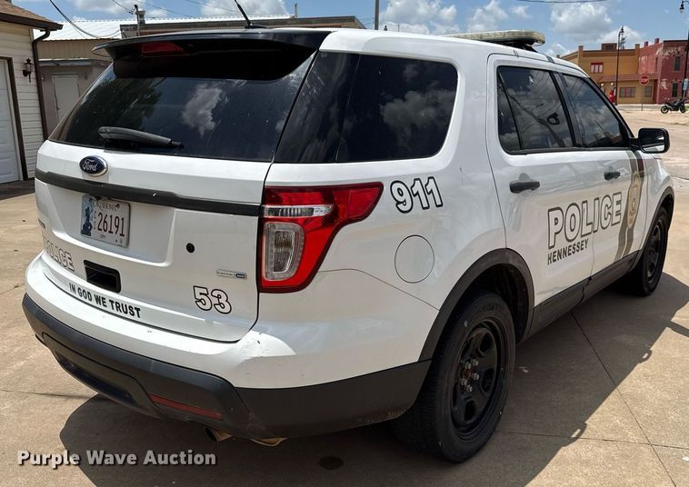 image for item EJ4716 2015 Ford Explorer Police SUV