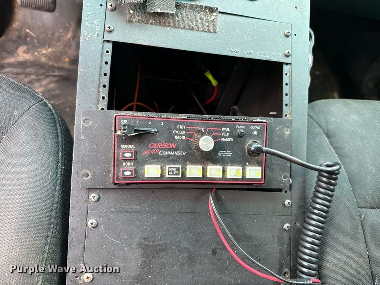 image for item EJ4716 2015 Ford Explorer Police SUV